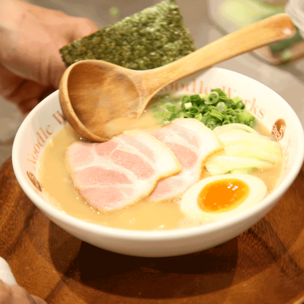 大分ラーメン ヌードルワークス 茅ヶ崎店 Noodle Works - BALI